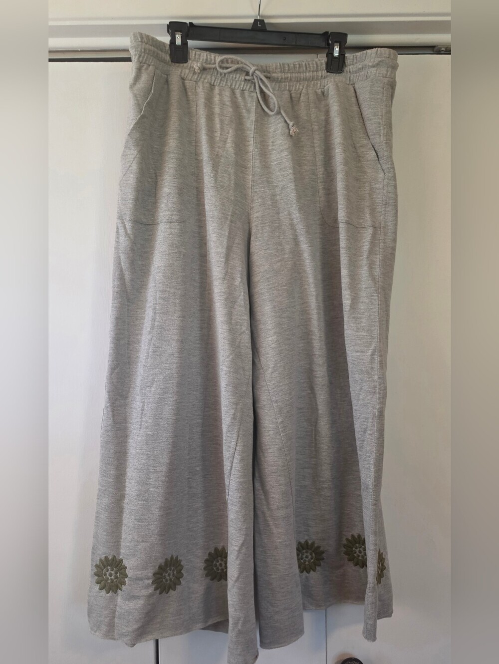 Ivy Jane Heather Gray Wide-Leg Lounge Pants with Olive Floral Trim